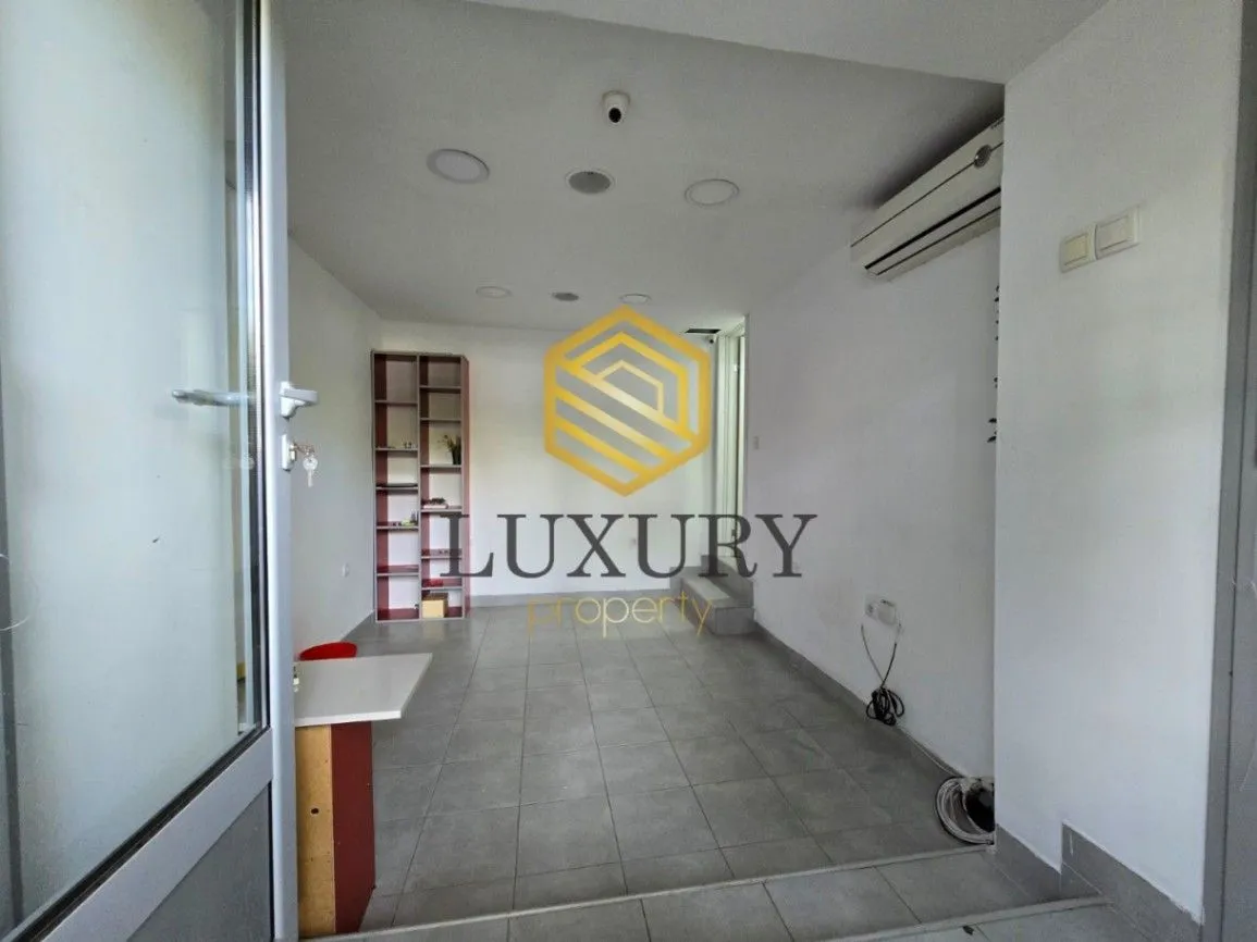 Izdavanje, poslovni prostor, 13m², Preko Morače, Podgorica
