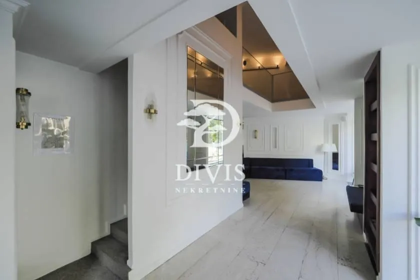 Rent, office space, 230m², Centar Sve Podlokacije, Beograd