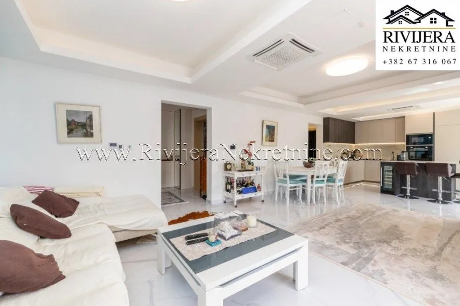 Prodaja, trosoban stan, 122m², Đenovići, Herceg Novi
