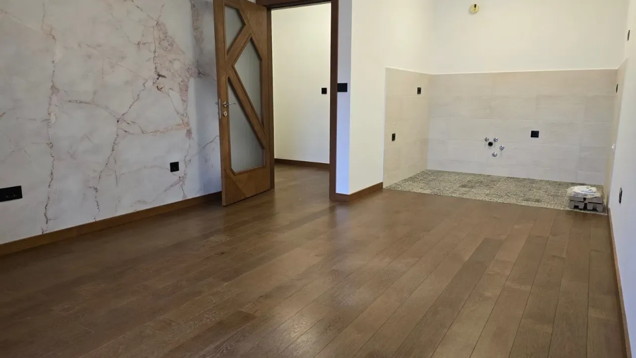 Izdavanje, jednosoban stan, 49m², Ljubović, Podgorica