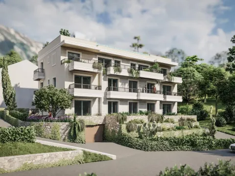 Sale, three bedroom apartment, 85m², Dobrota, Kotor - image 3