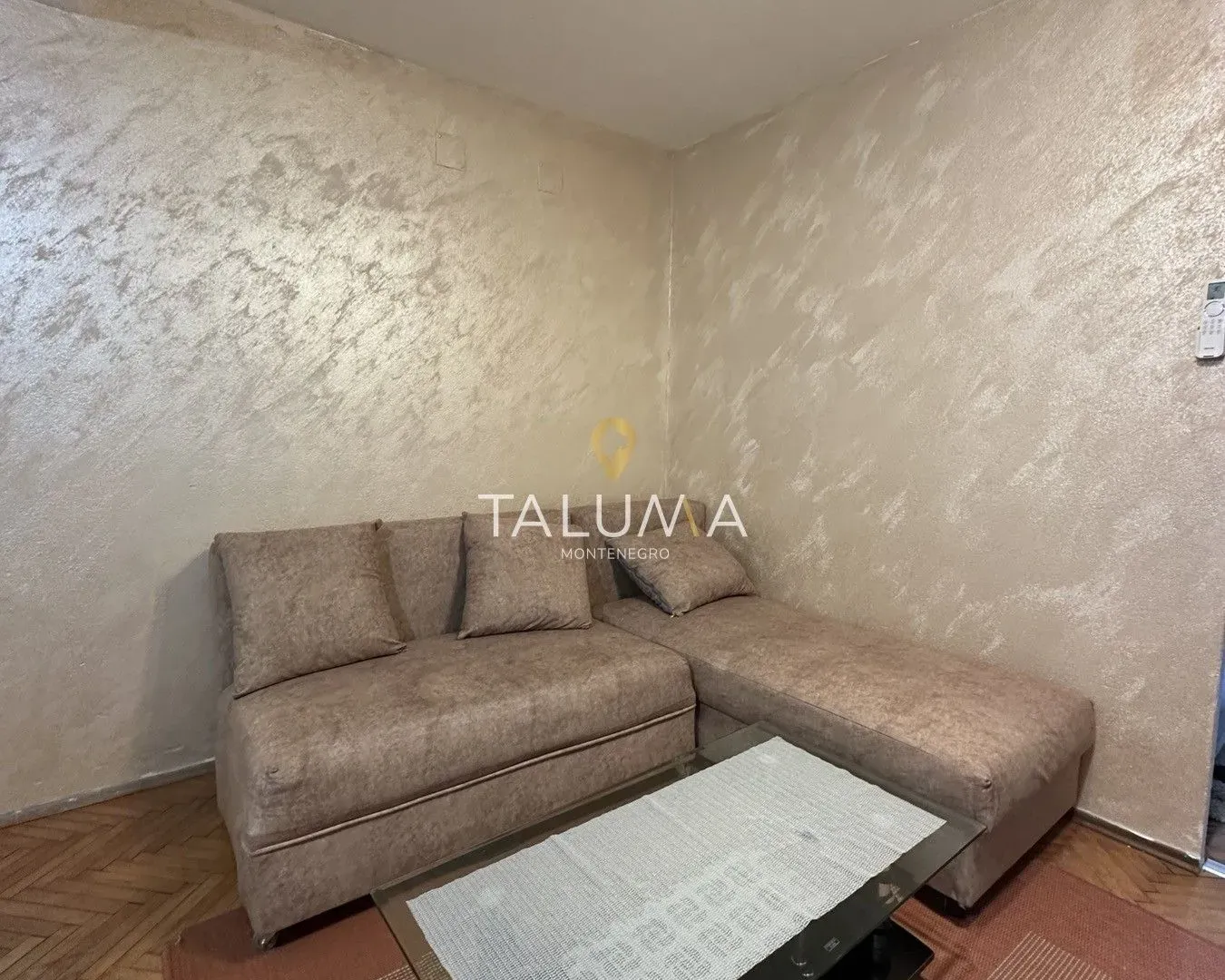 Izdavanje, jednosoban stan, 40m², Zabjelo, Podgorica