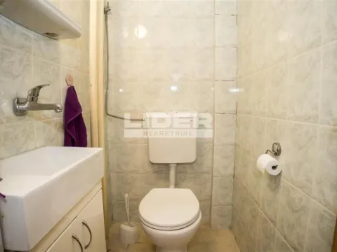 Prodaja, trosoban stan, 69m², Čukarica, Beograd - image 19