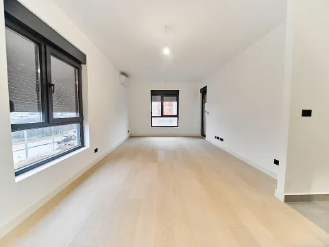 Sale, two bedroom apartment, 63m², Krivi Most, Podgorica - image 2