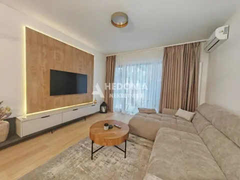 Izdavanje, dvosoban stan, 54m², Savski Venac, Beograd - image 4