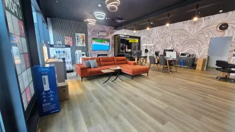 Poslovni prostor in Novi Beograd Sve Podlokacije
