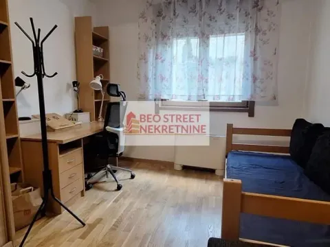 Rent, three bedroom apartment, 70m², Zeleno Brdo, Zvezdara Sve Podlokacije - image 6