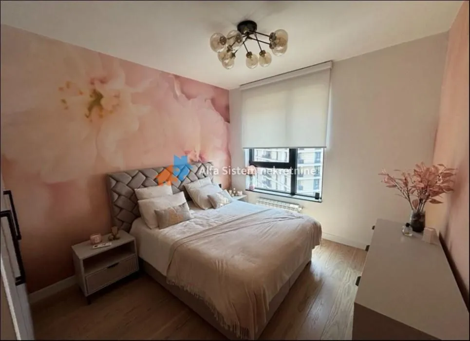 Izdavanje, trosoban stan, 80m², Savski Venac, Beograd