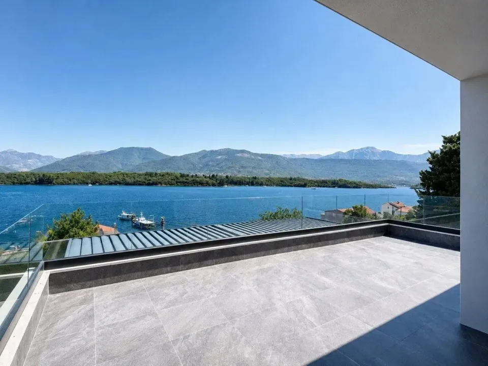 Sale, one bedroom apartment, 104m², Đuraševići, Tivat