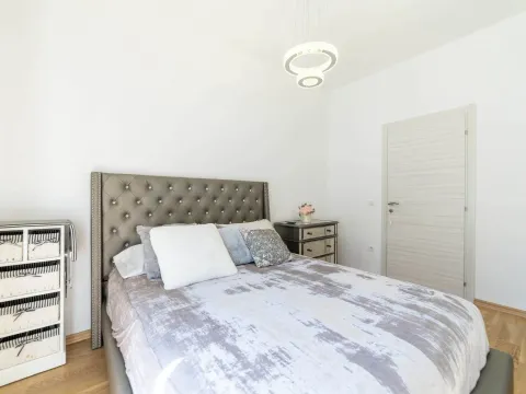 Prodaja, trosoban stan, 120m², Mažina, Tivat - image 13