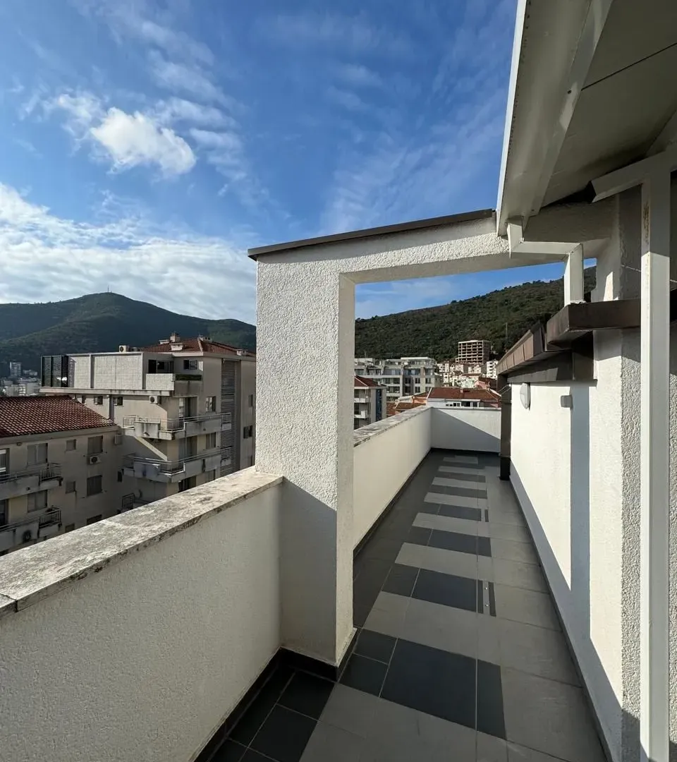 Prodaja, dvosoban stan, 108m², Rozino, Budva