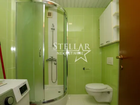 Izdavanje, jednosoban stan, 50m², City Kvart, Podgorica - image 11