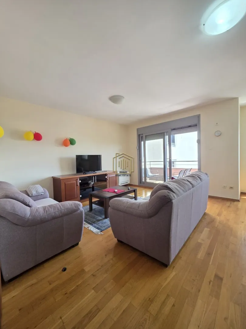 Rent, three bedroom apartment, 125m², Gorica C, Podgorica