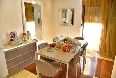 Rent, four bedroom apartment, 130m², Centar, Podgorica - image 7