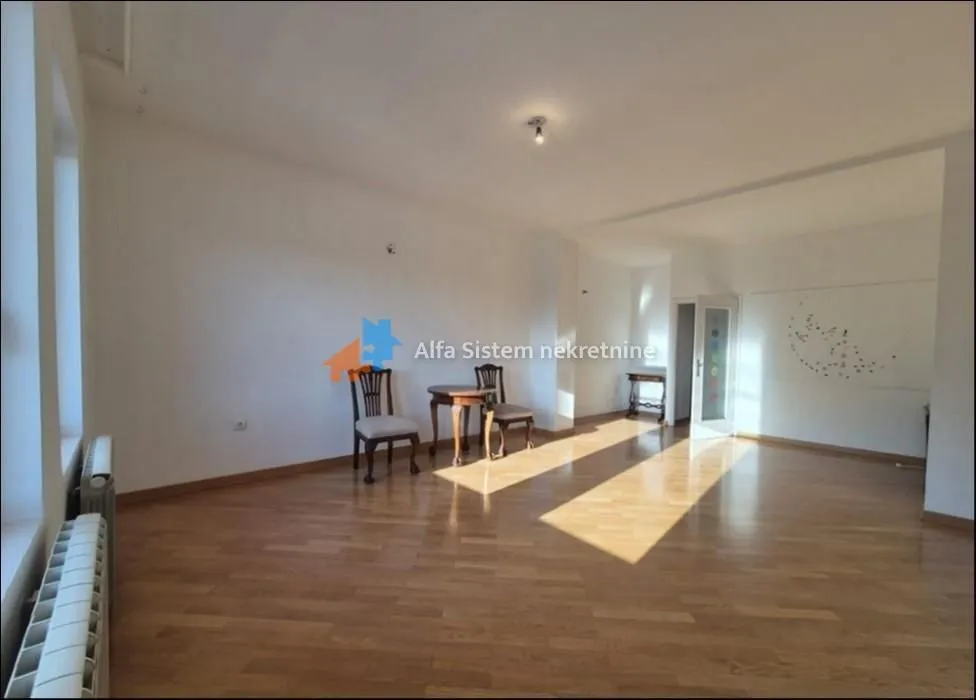 Rent, apartment, 110m², Kalenić Pijaca, Vračar Sve Podlokacije