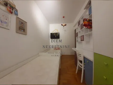 Rent, two bedroom apartment, 70m², City Kvart, Podgorica - image 8