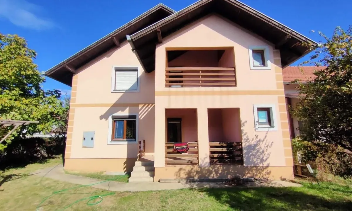 Sale, house, 315m², Adice, Novi Sad Sve Podlokacije