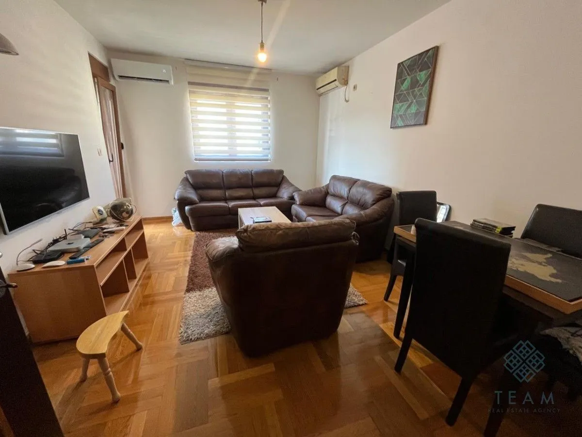 Prodaja, dvosoban stan, 55m², Stari Aerodrom, Podgorica