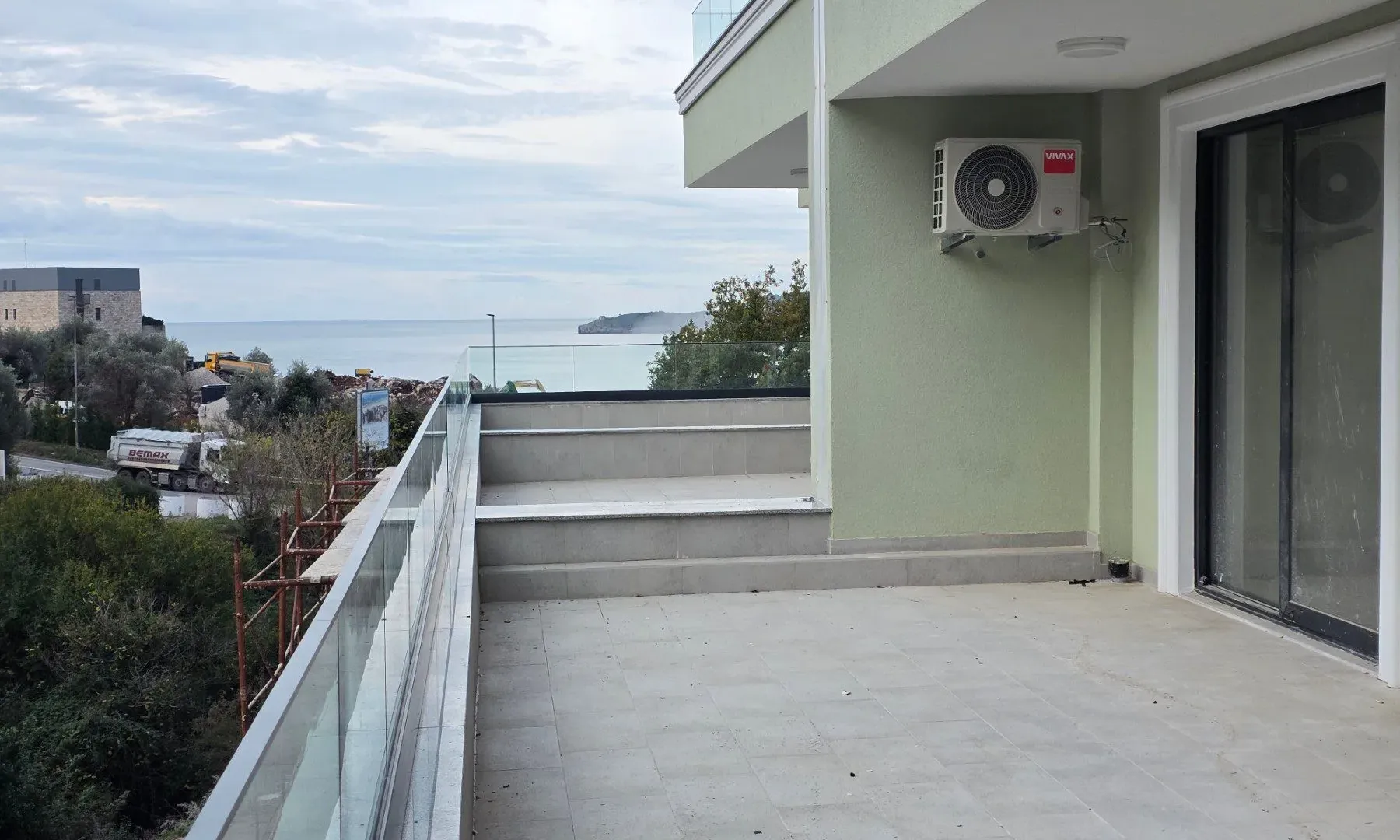 Prodaja, jednosoban stan, 65m², Kamenovo, Budva