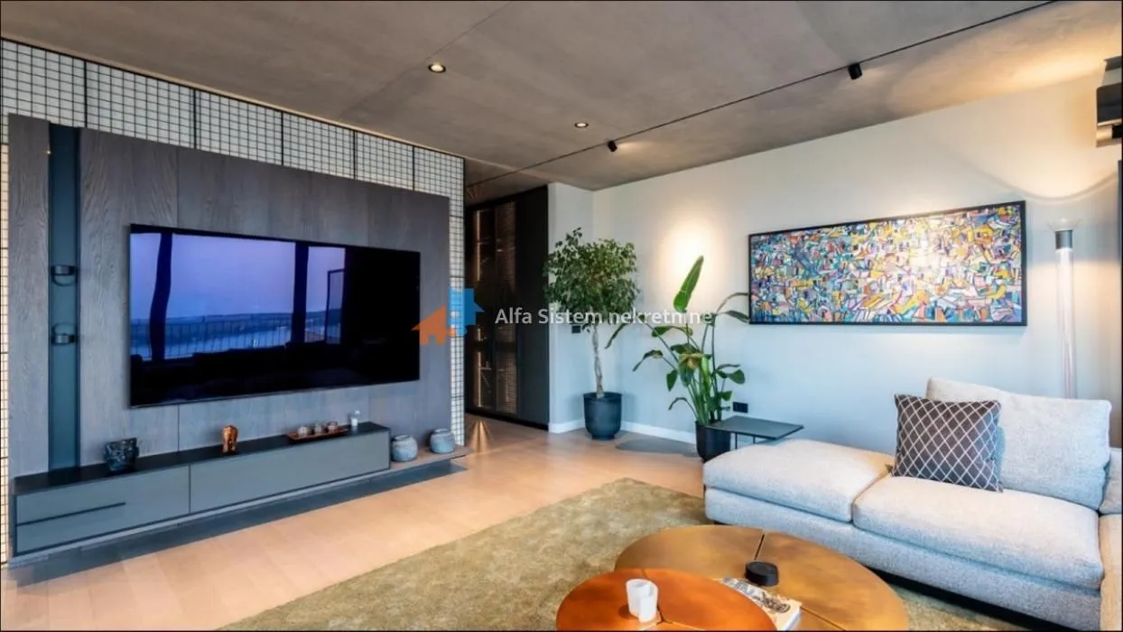 Rent, three bedroom apartment, 193m², Stari Grad, Beograd
