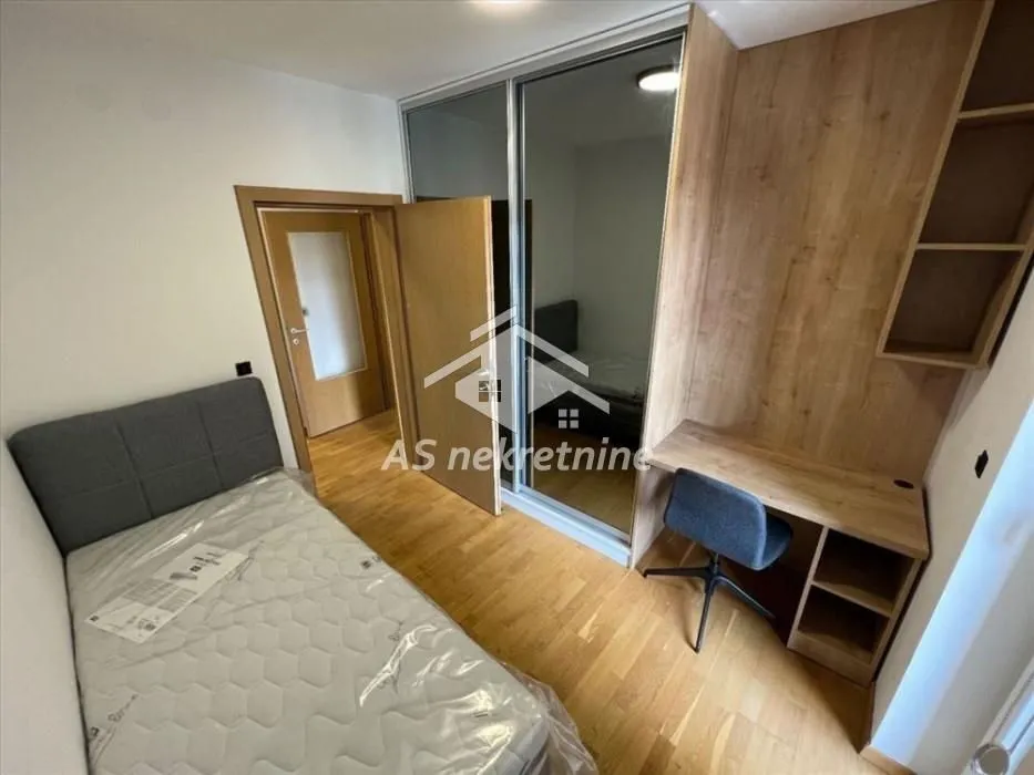 Rent, apartment, 100m², Sarajevska, Beograd