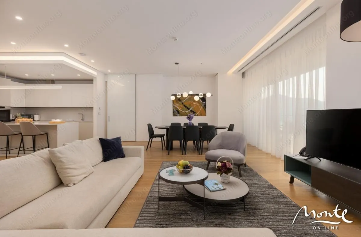 Sale, four bedroom apartment, 287m², Budva, Crna Gora
