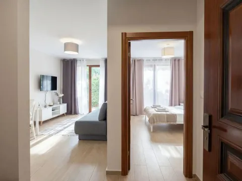 Prodaja, jednosoban stan, 53m², Centar, Herceg Novi - image 4