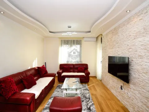 Izdavanje, jednosoban stan, 47m², City Kvart, Podgorica