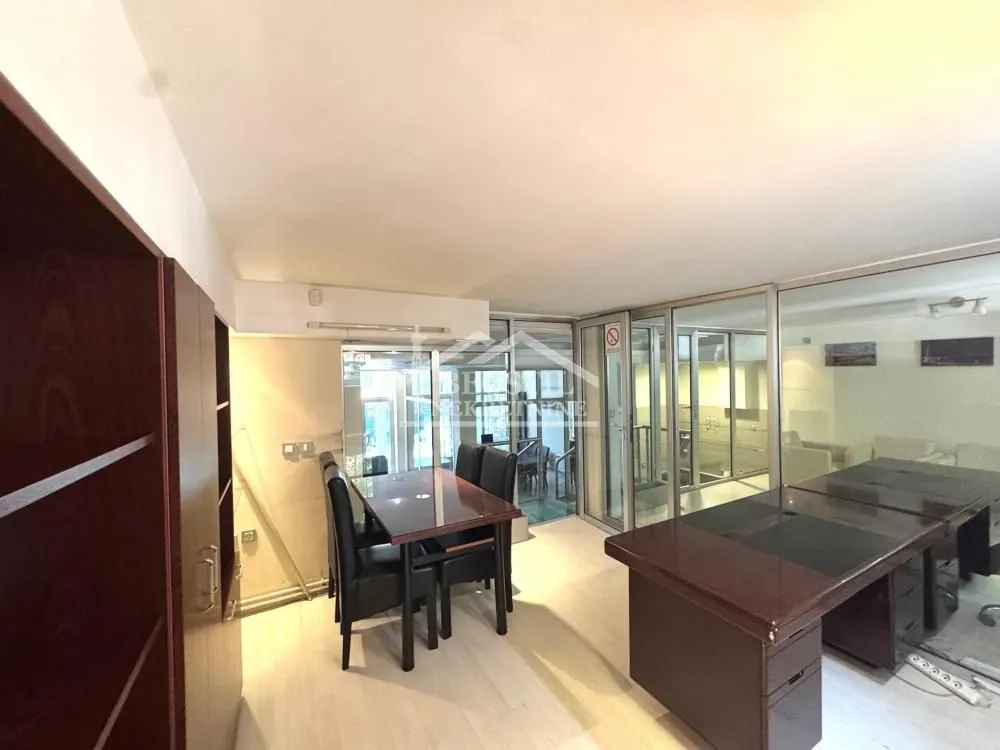 Rent, office space, 70m², Crveni Krst, Beograd
