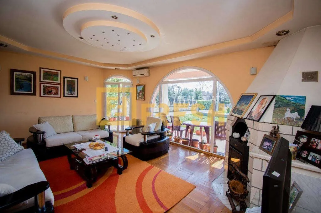 Sale, house, 180m², Donja Gorica, Podgorica