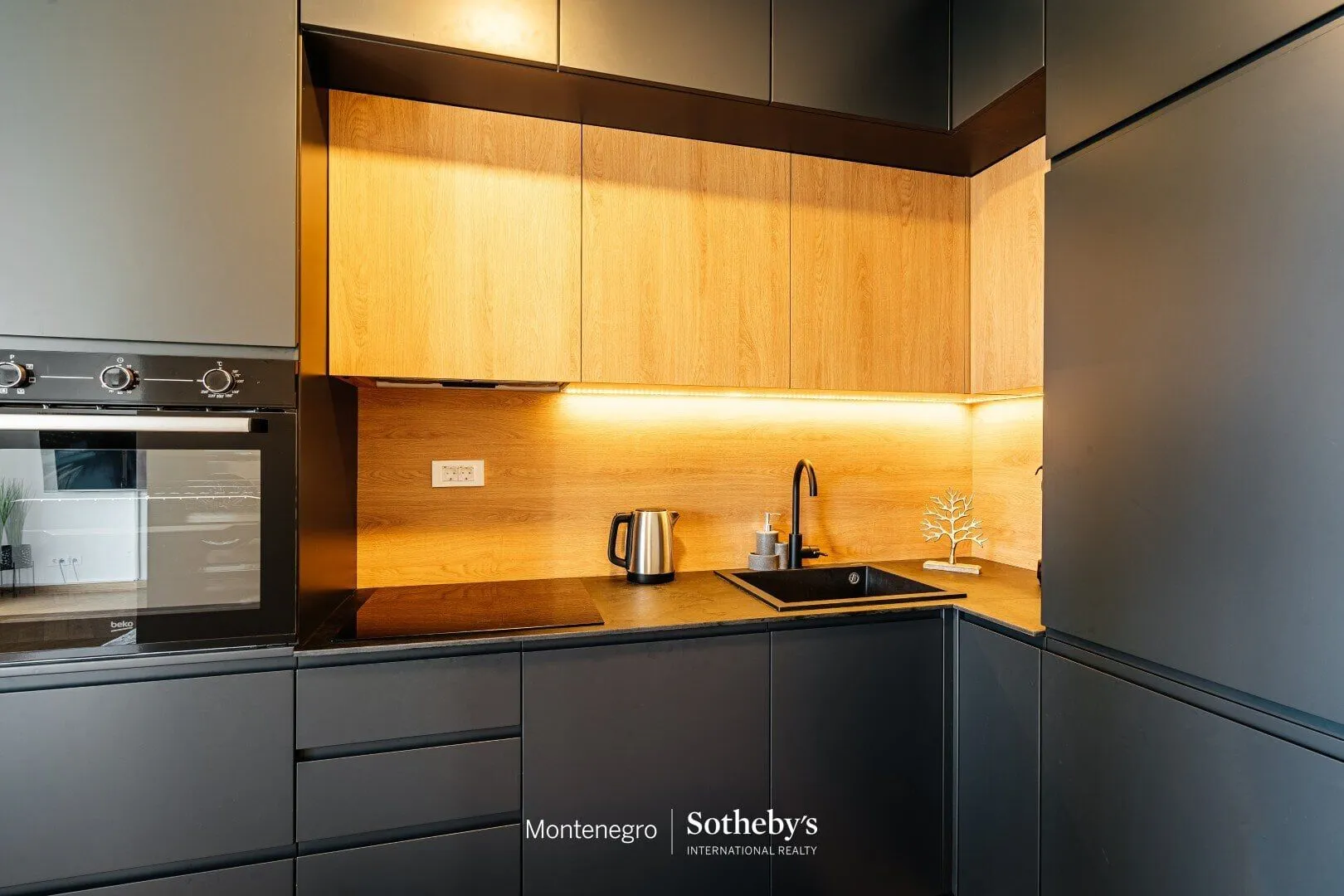 Prodaja, trosoban stan, 89m², Tudorovići, Budva