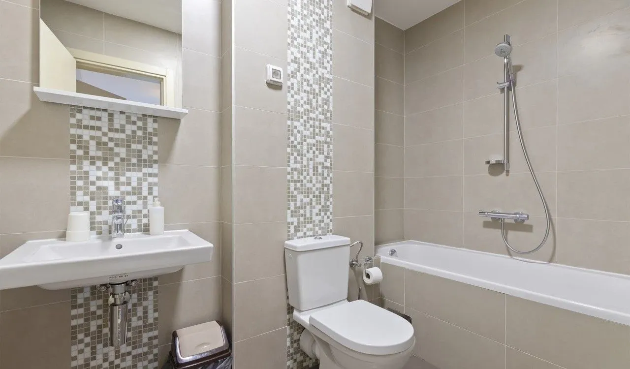 Sale, three bedroom apartment, 97m², Morinj, Kotor