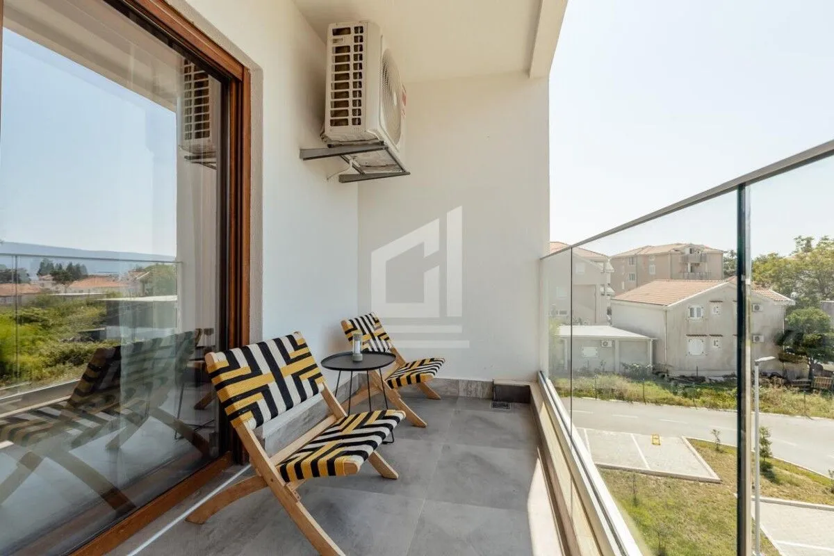Prodaja, dvosoban stan, 72m², Donja Lastva, Tivat