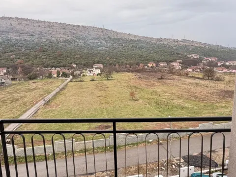 Prodaja, jednosoban stan, 37m², Tološi, Podgorica - image 7