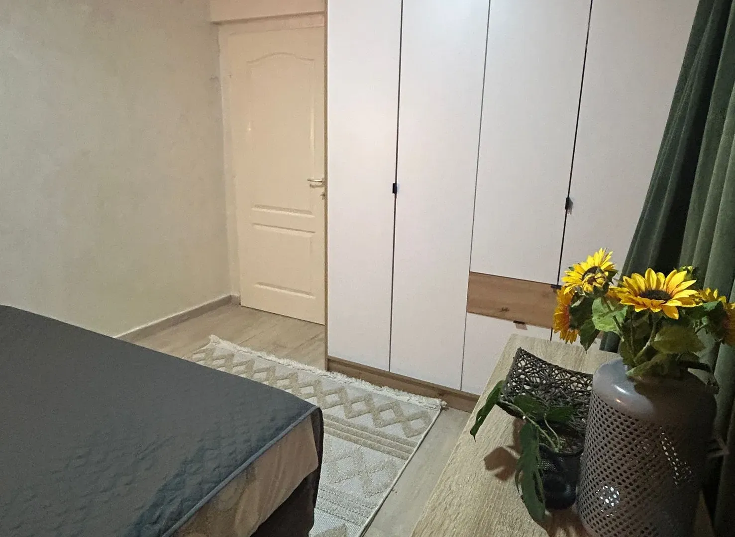 Izdavanje, jednosoban stan, 40m², Zlatica, Podgorica
