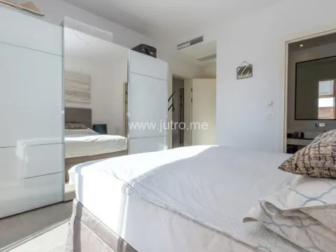 Prodaja, stan, 152m², Tivat, Crna Gora - image 3