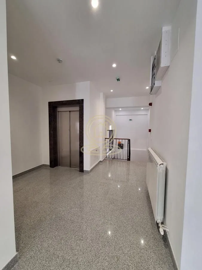 Rent, office space, 185m², Vračar Hram, Vračar Sve Podlokacije