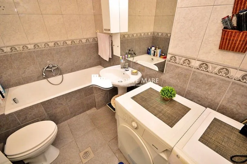 Prodaja, trosoban stan, 95m², Topla, Herceg Novi