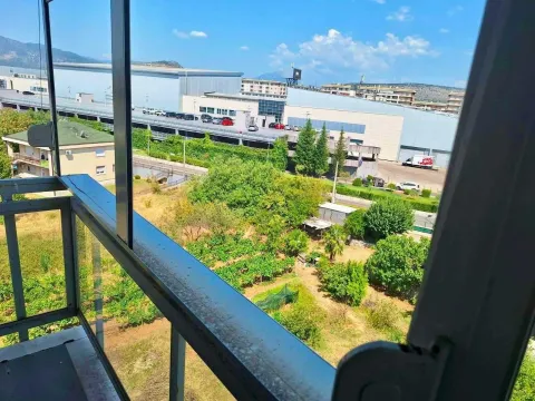 Rent, one bedroom apartment, 38m², City Kvart, Podgorica - image 7