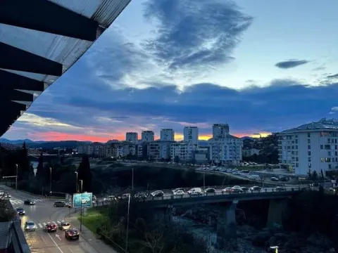 Izdavanje, jednosoban stan, 74m², Zagorič, Podgorica - image 9