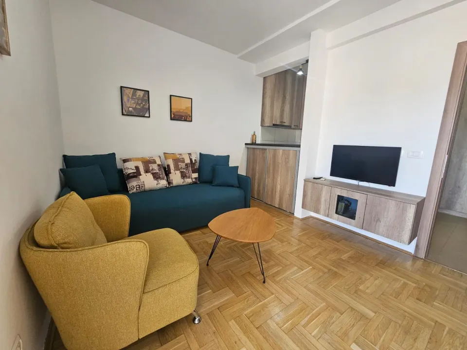 Rent, studio apartment, 25m², Vezirov Most, Podgorica