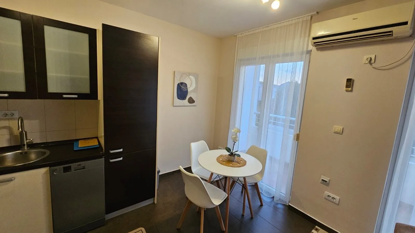 Prodaja, dvosoban stan, 85m², Zabjelo, Podgorica