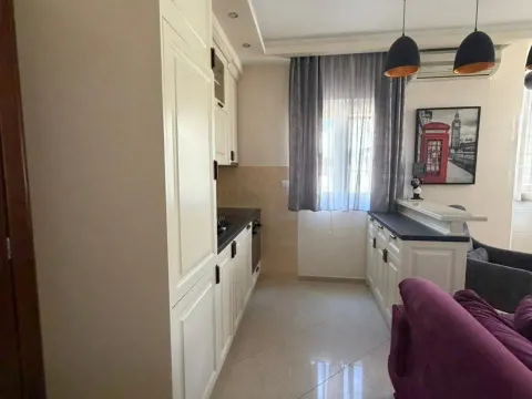 Rent, one bedroom apartment, 53m², Centar, Tivat - image 2