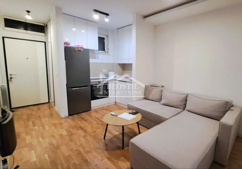 Izdavanje, jednosoban stan, 33m², Kluz, Zvezdara Sve Podlokacije