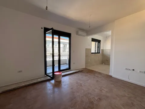 Sale, three bedroom apartment, 100m², Zagorič, Podgorica - image 6