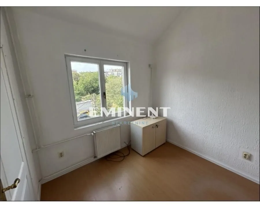 Rent, apartment, 176m², Autokomanda, Voždovac Sve Podlokacije