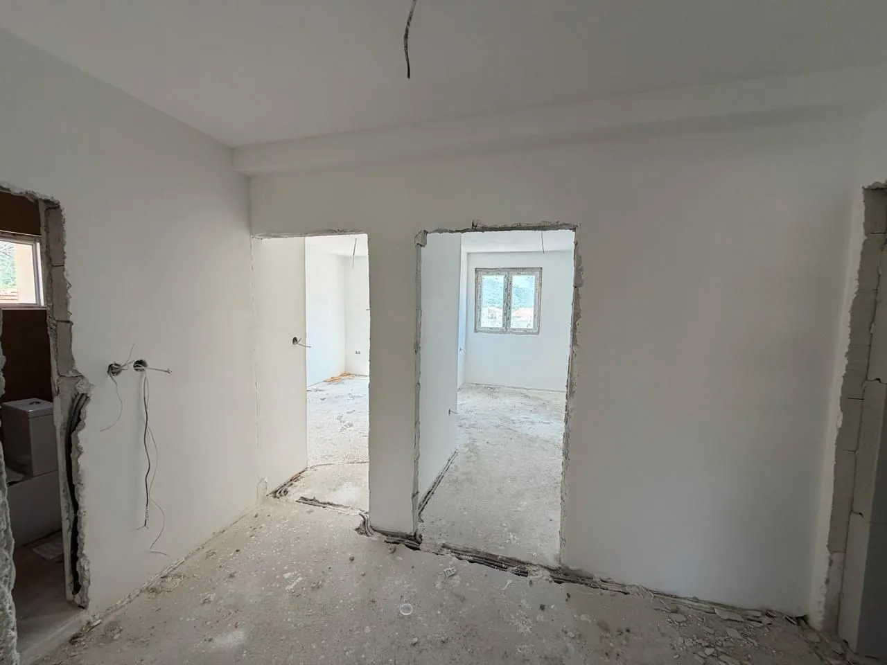 Prodaja, dvosoban stan, 69m², Lastva Grbaljska, Kotor