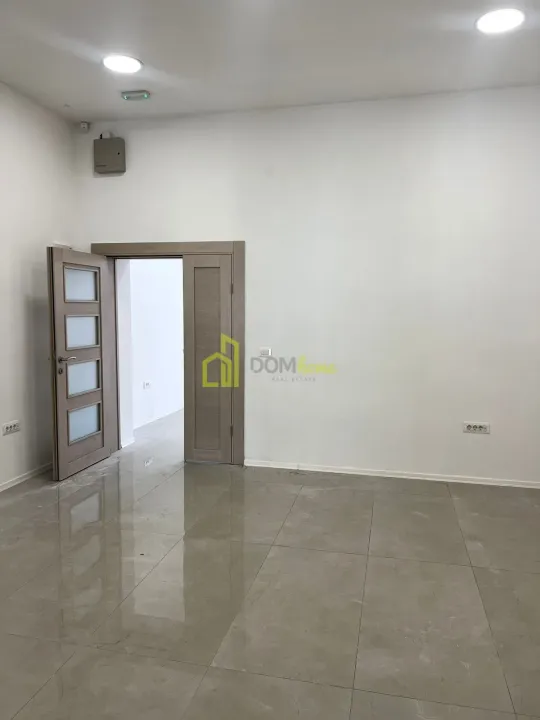 Rent, office space, 55m², Centar, Podgorica