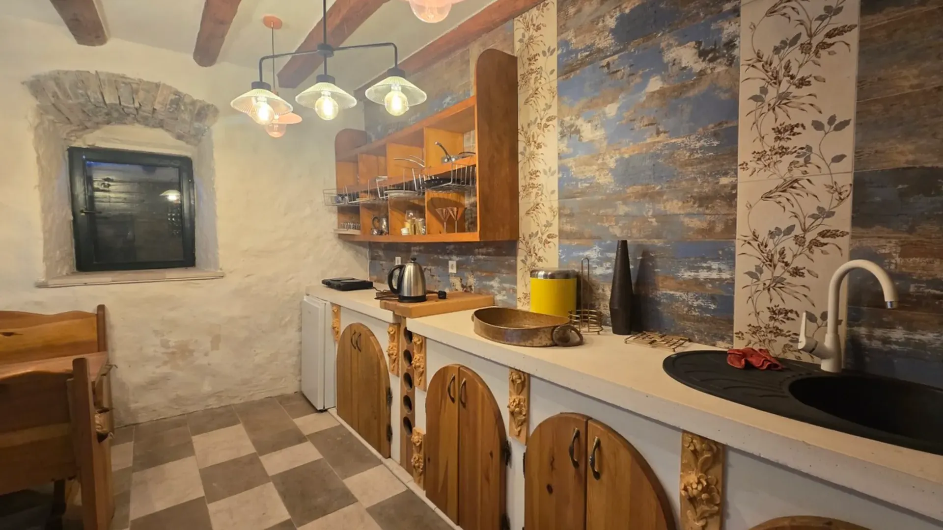 Prodaja, kuća, 180m², Kamenari, Herceg Novi