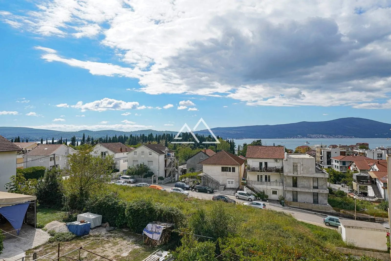 Prodaja, dvosoban stan, 122m², Tivat, Crna Gora